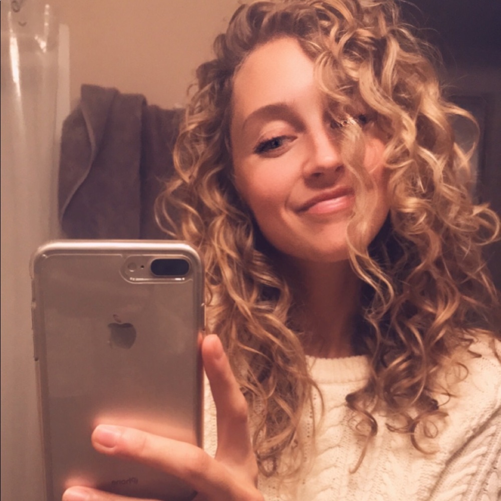 Meet your Posher, Bianca